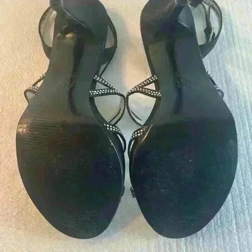 Nina Touch of Nina “Rylee” Black Luster size 9 Boxed - Picture 4 of 5